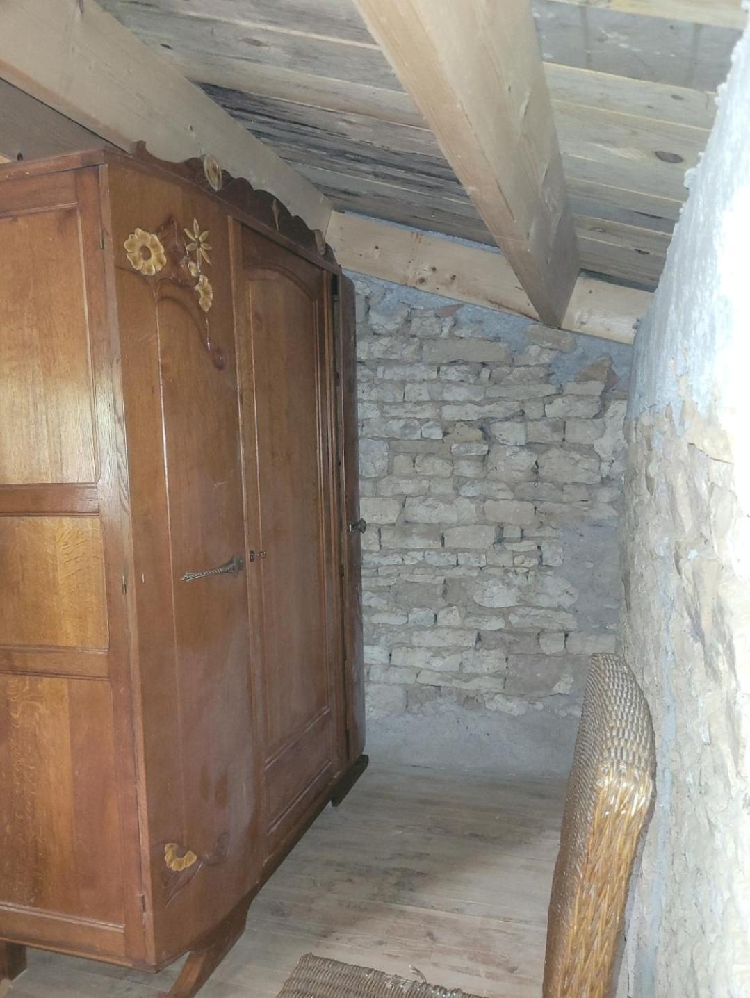 Nuit Insolite, Chambre Au Dessus D'Une Etable La Chapelle-Themer Ngoại thất bức ảnh